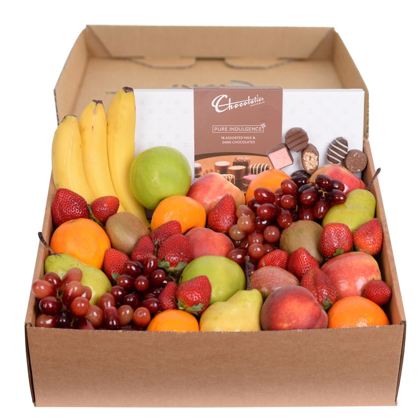 Classic Fruit Hamper with Chocs Large