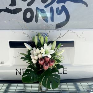 Roses Only van delivering flowers