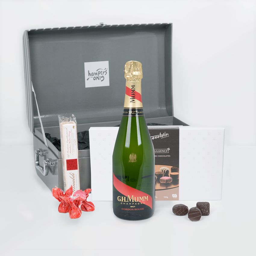 Mumm with Treats