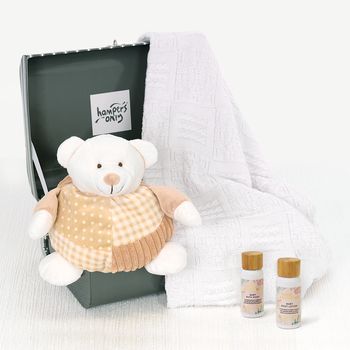 Cuddle Me Baby Gift Hamper