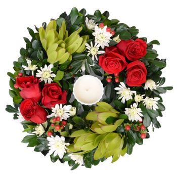 Festive Wreath with Candle Flowers