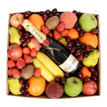 Classic Fruit Hamper with Moet Large Flowers