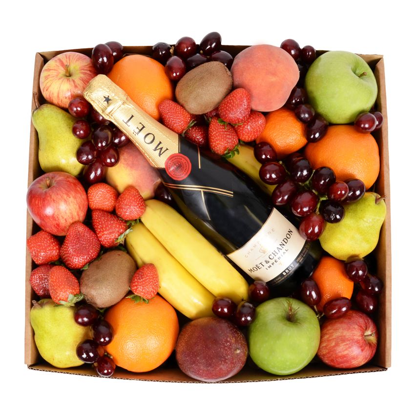 Classic Fruit Hamper with Moet Large