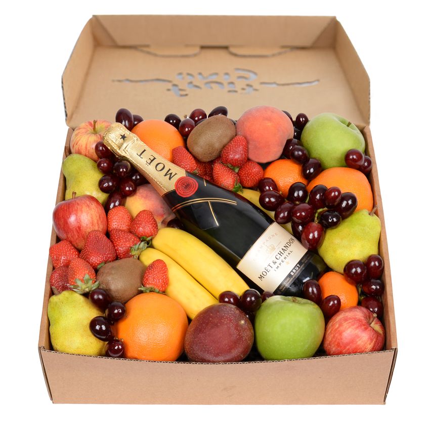 Classic Fruit Hamper with Moet Large