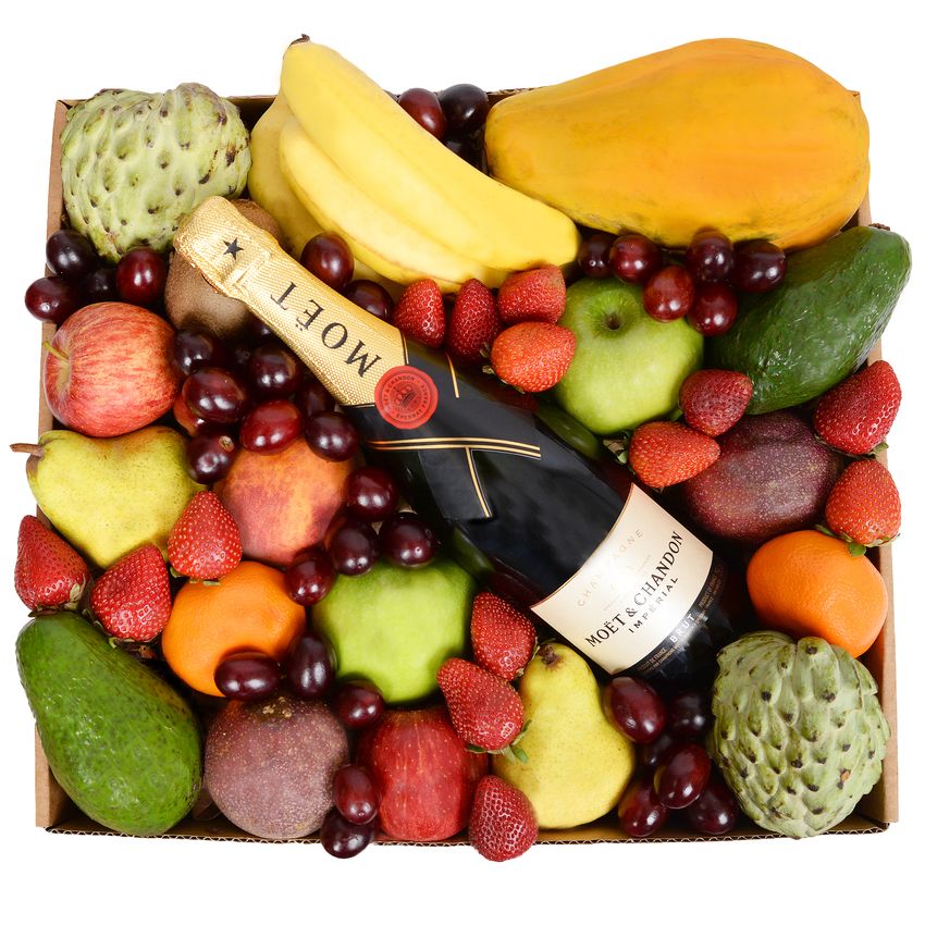 Deluxe Fruit Hamper with Moet Large