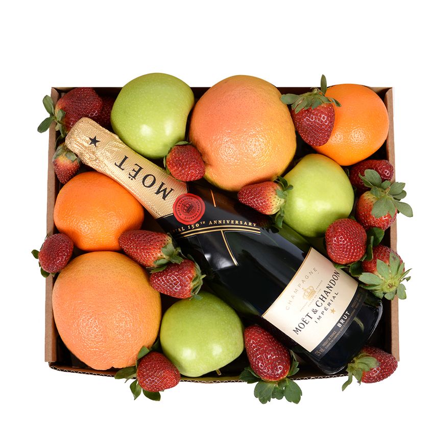 Endless Summer with Moet
