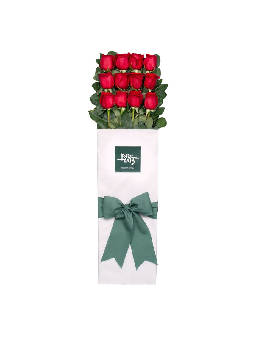 Long Stemmed Roses Gift Box Red 12 with Rose Petals and Jarcake