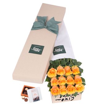 Long Stemmed Roses Gift Box Orange 12 Flowers