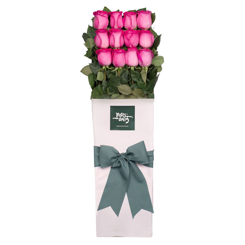 Long Stemmed Roses Gift Box Pink 12