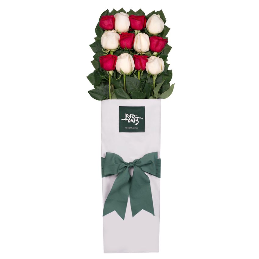 Long Stemmed Roses Gift Box Red & White 12