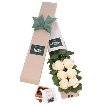 Long Stemmed Roses Gift Box White 6 Flowers