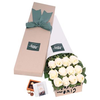 Long Stemmed Roses Gift Box White 12 Flowers