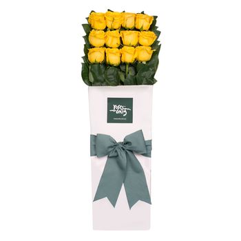 Long Stemmed Roses Gift Box Yellow 12 Flowers