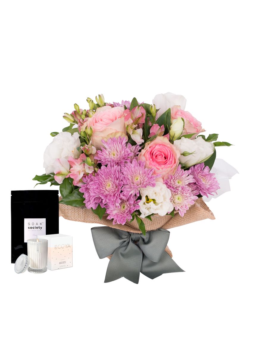 Precious Posy in Hessian Pamper Package