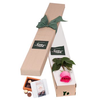 Pink Rose & Chocolates Gift Box Flowers