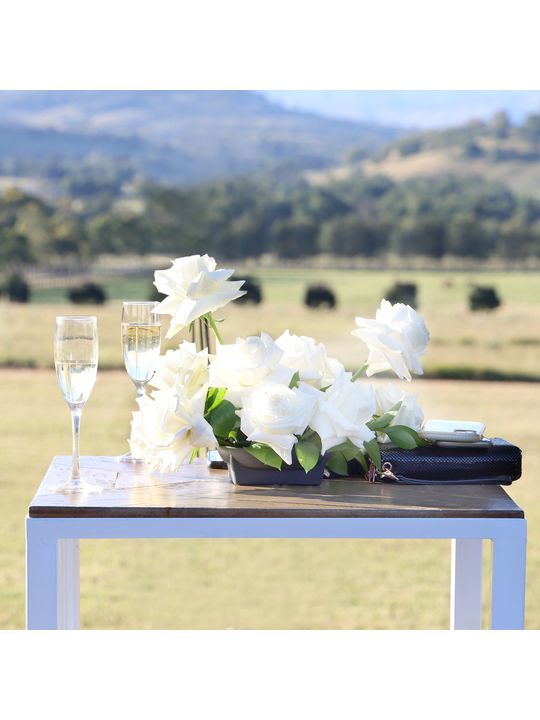 Blanca Table Piece Flowers