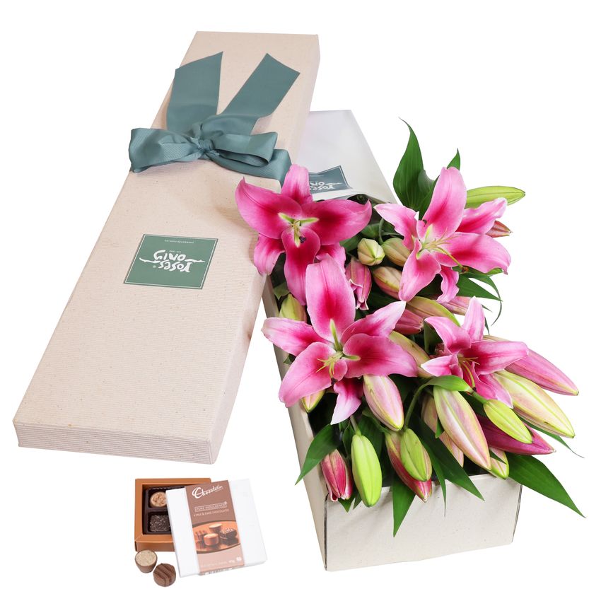 15 Pink Oriental Lilies Gift Box