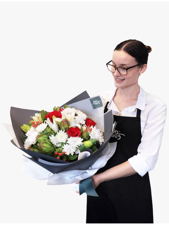 Cosmopolitan Bouquet Flowers