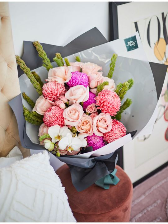 Endless Love Flowers