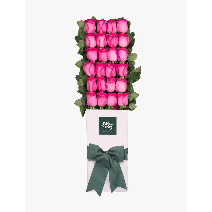 Long Stemmed Roses Gift Box Pink 24