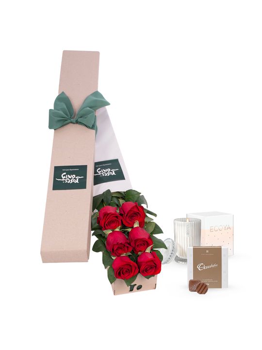 6 Red Roses Pamper for Valentine's Day Gift Box Flowers